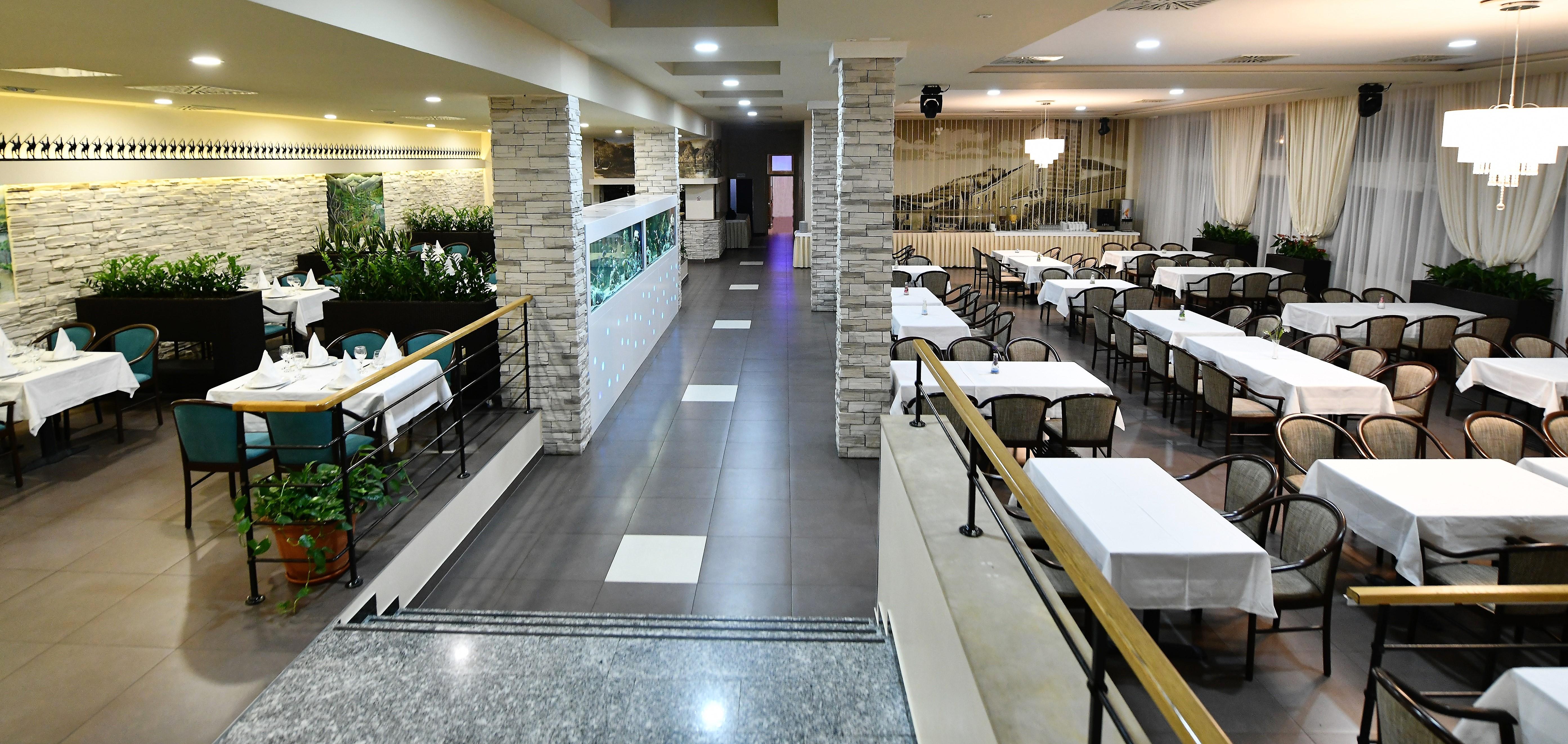 Hotel Alkar سيني المظهر الخارجي الصورة