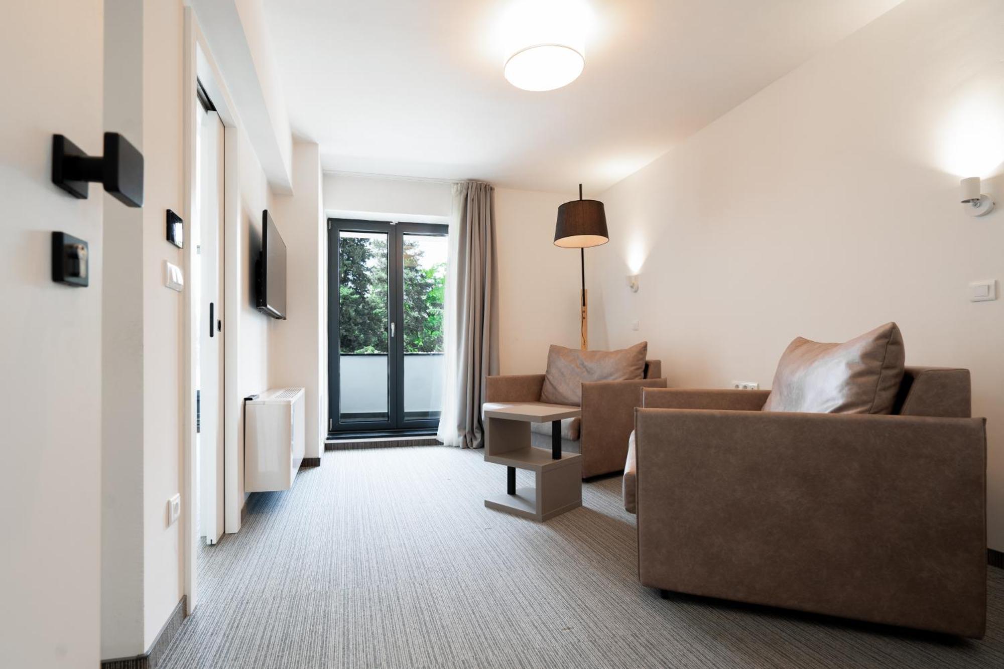 Hotel Alkar سيني المظهر الخارجي الصورة