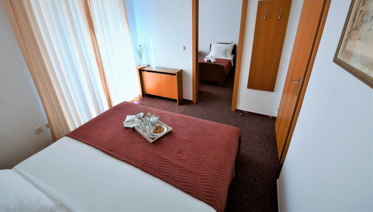 Hotel Alkar سيني المظهر الخارجي الصورة